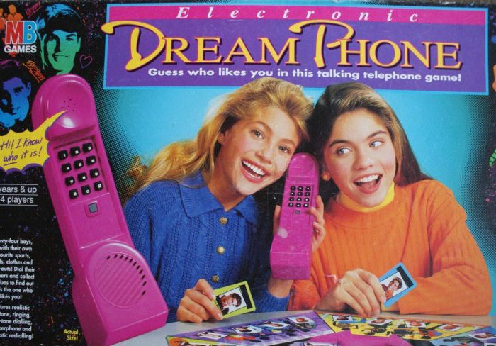Dream Phone board game